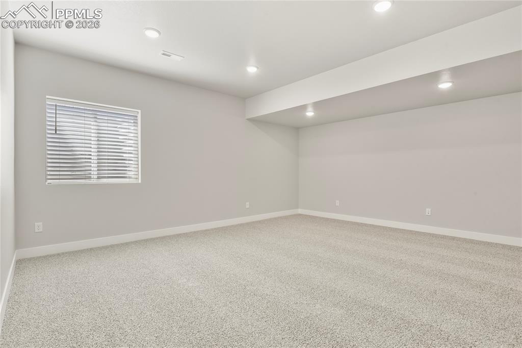 Image 24 of 33: Family Room