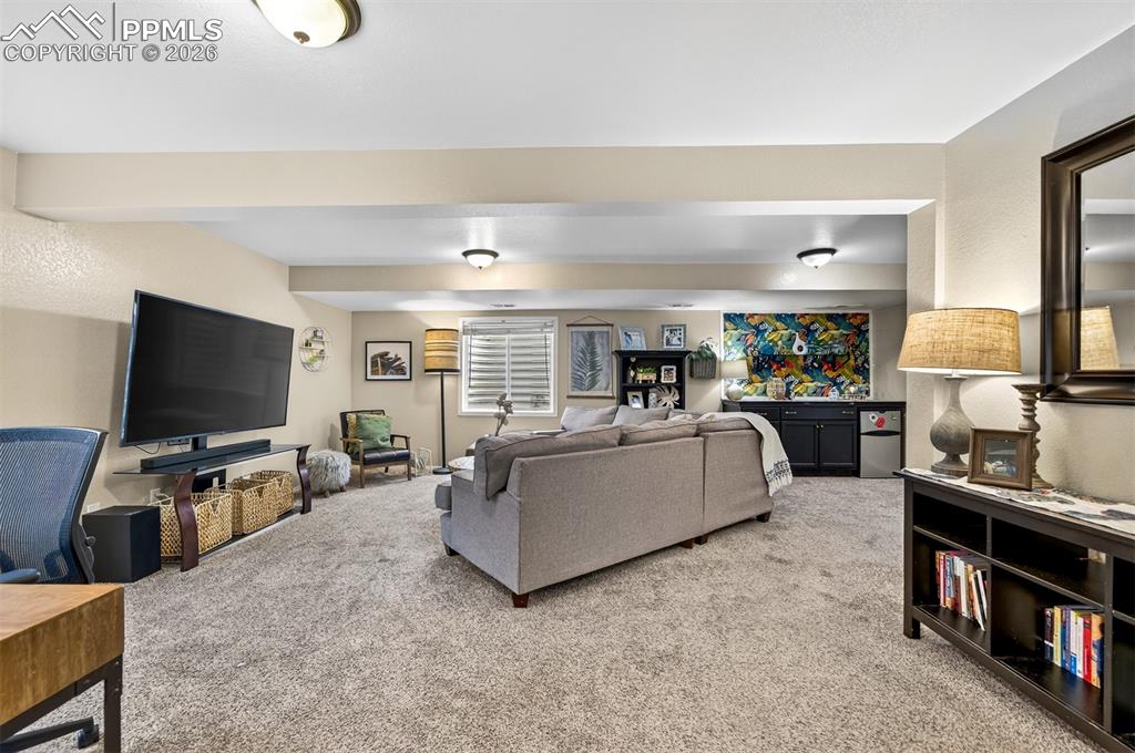 Image 23 of 37: Family Room