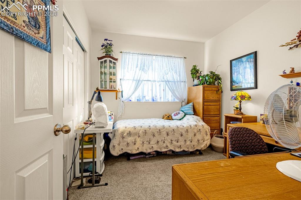 Image 9 of 21: Bedroom