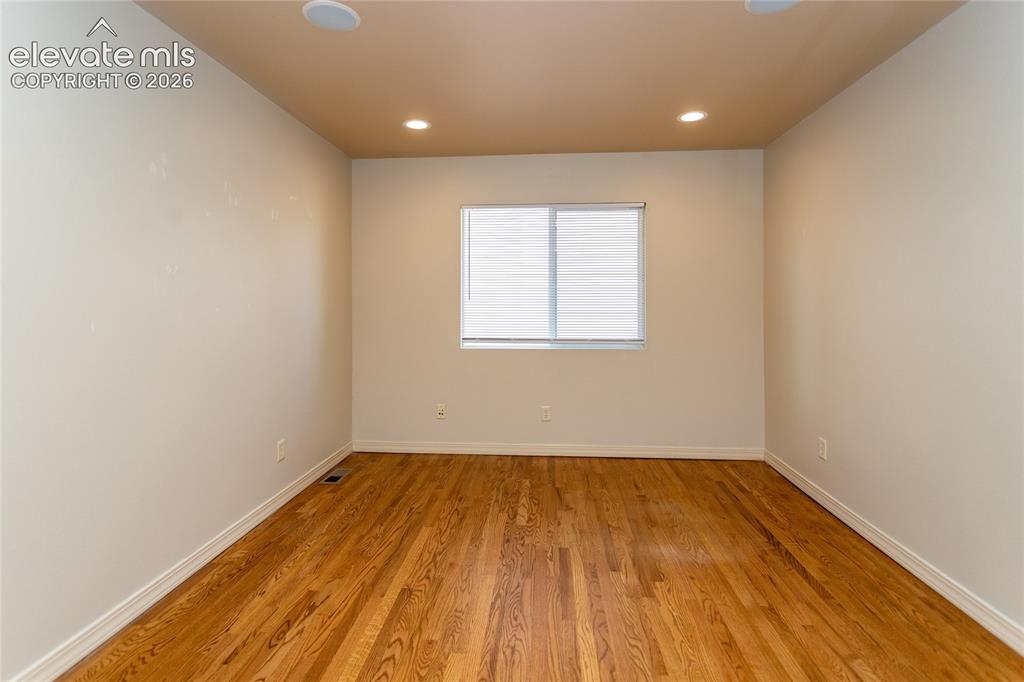 Image 11 of 48: Bedroom