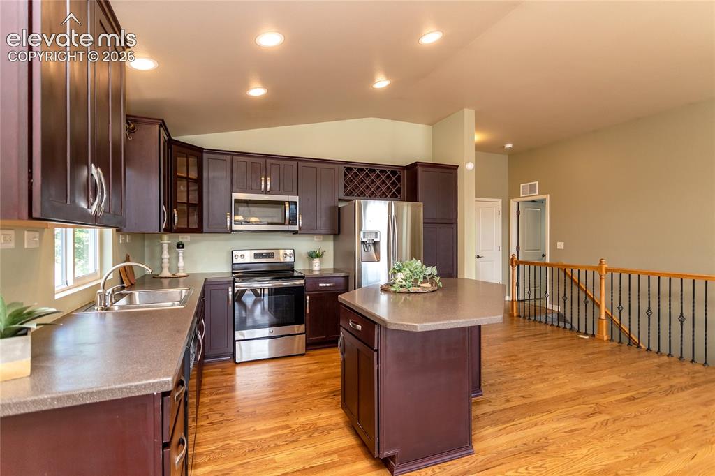 Image 6 of 48: Kitchen