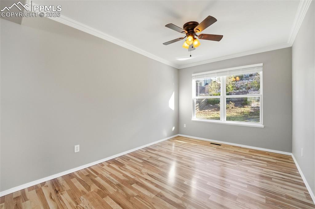 Image 8 of 49: Dining Room