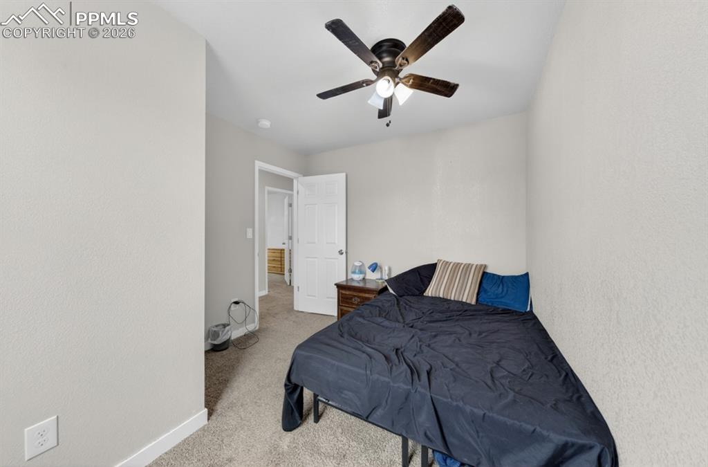 Image 12 of 27: Bedroom