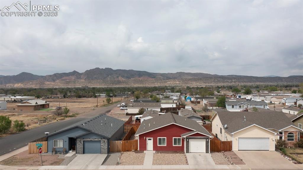 Image 25 of 27: View