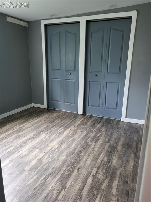 Image 25 of 46: Bedroom