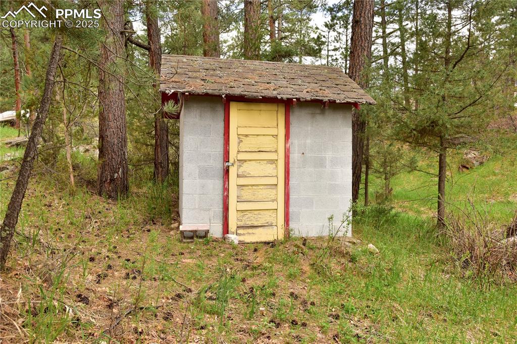 Image 33 of 46: View of shed