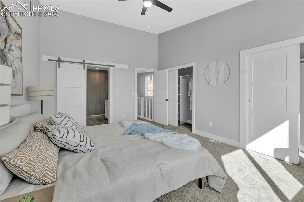 Image 7 of 22: Bedroom