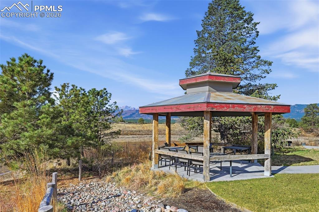 Image 45 of 47: Stunning community spaces