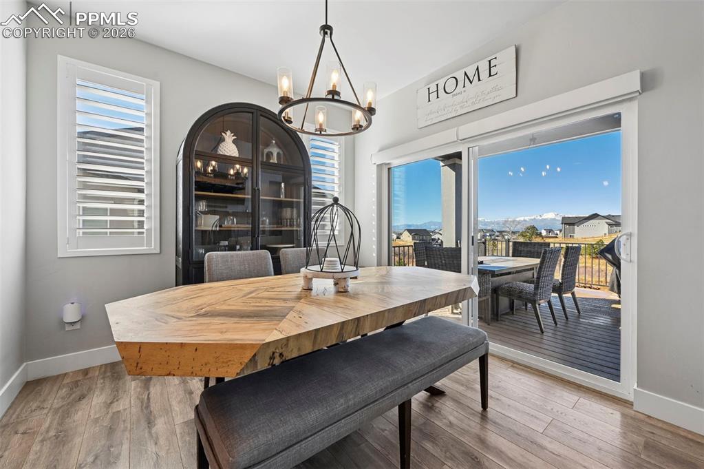 Image 10 of 47: Dining Area