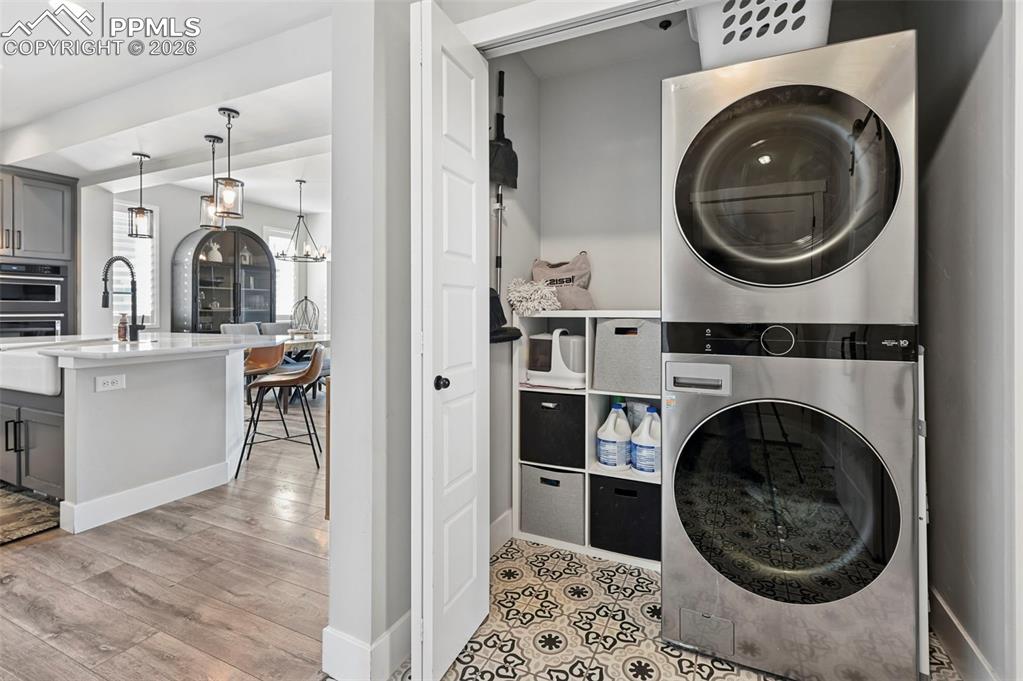 Image 21 of 47: Laundry