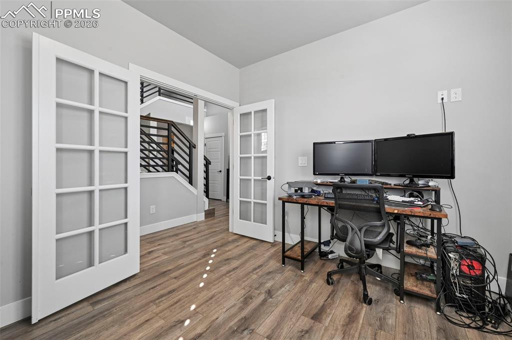 Image 3 of 47: Office