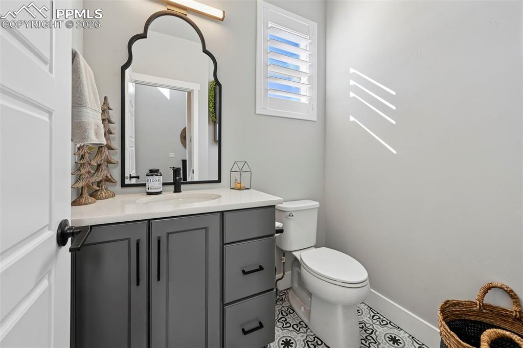 Image 4 of 47: Bathroom