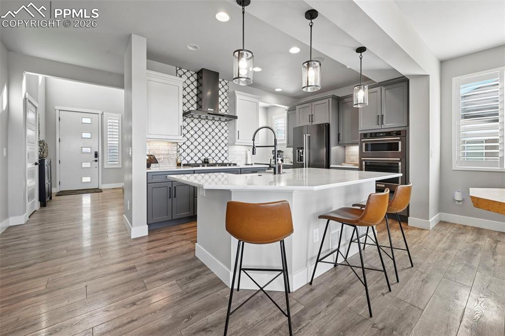 Image 8 of 47: Kitchen