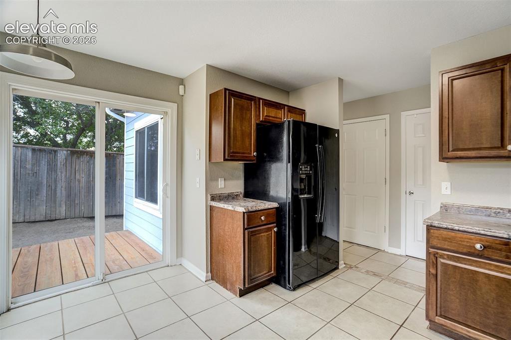 Image 11 of 39: Kitchen