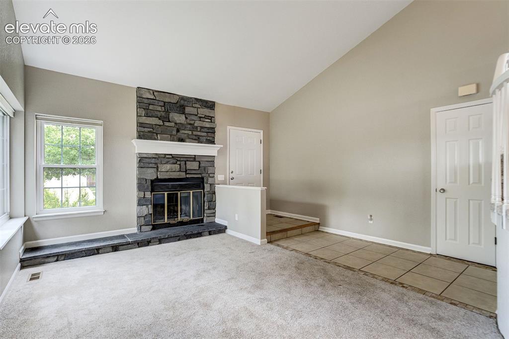 Image 5 of 39: Living Room