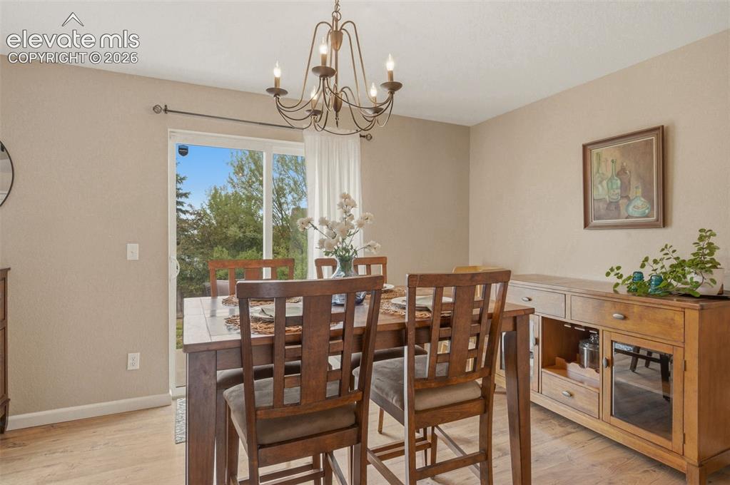 Image 13 of 48: Dining Area