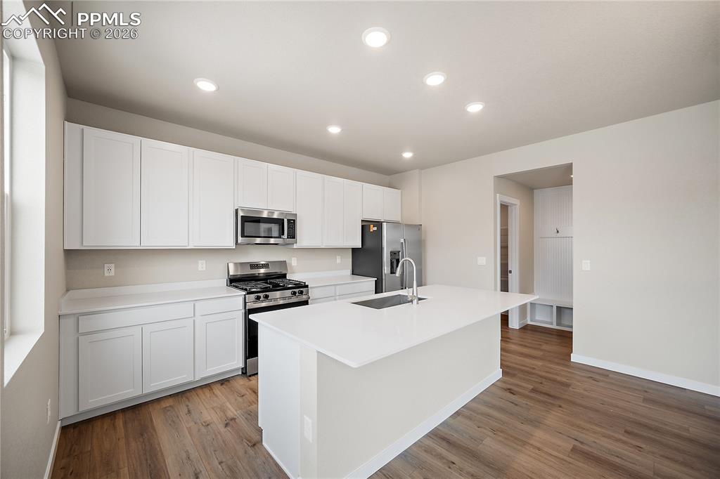 Image 12 of 37: Kitchen