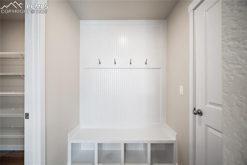 Image 16 of 37: Mud Room