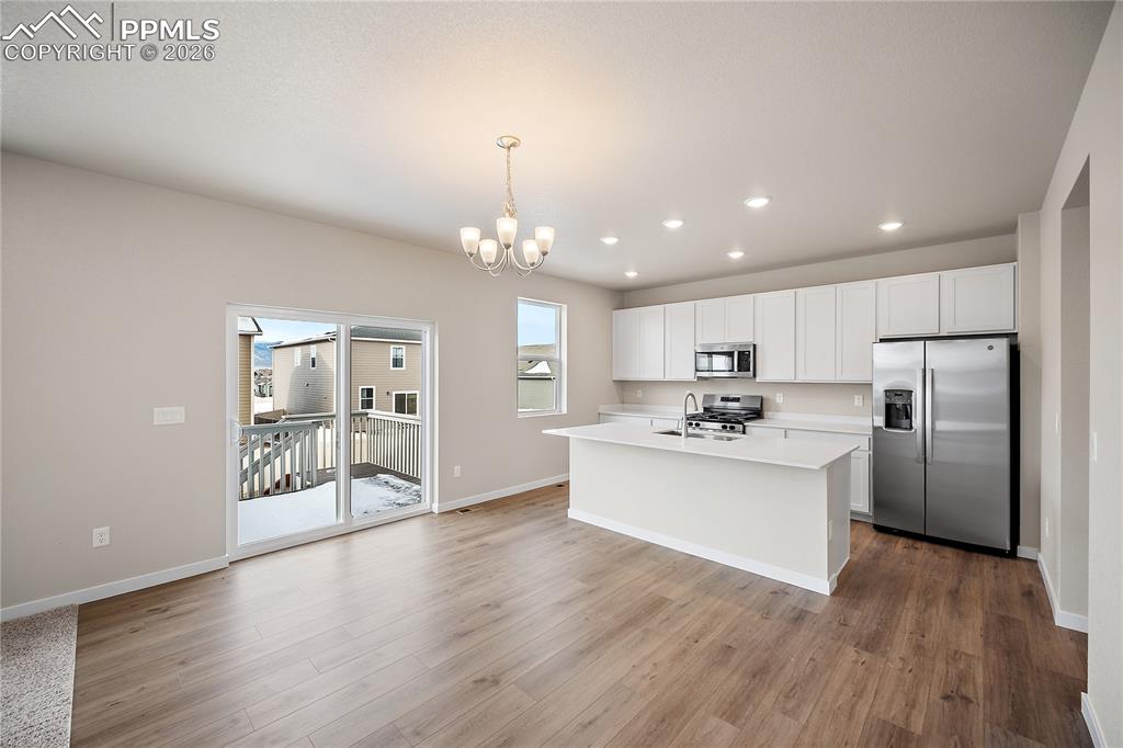 Image 9 of 37: Kitchen