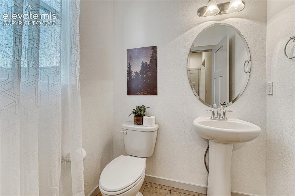 Image 11 of 38: Main Level Powder Bath