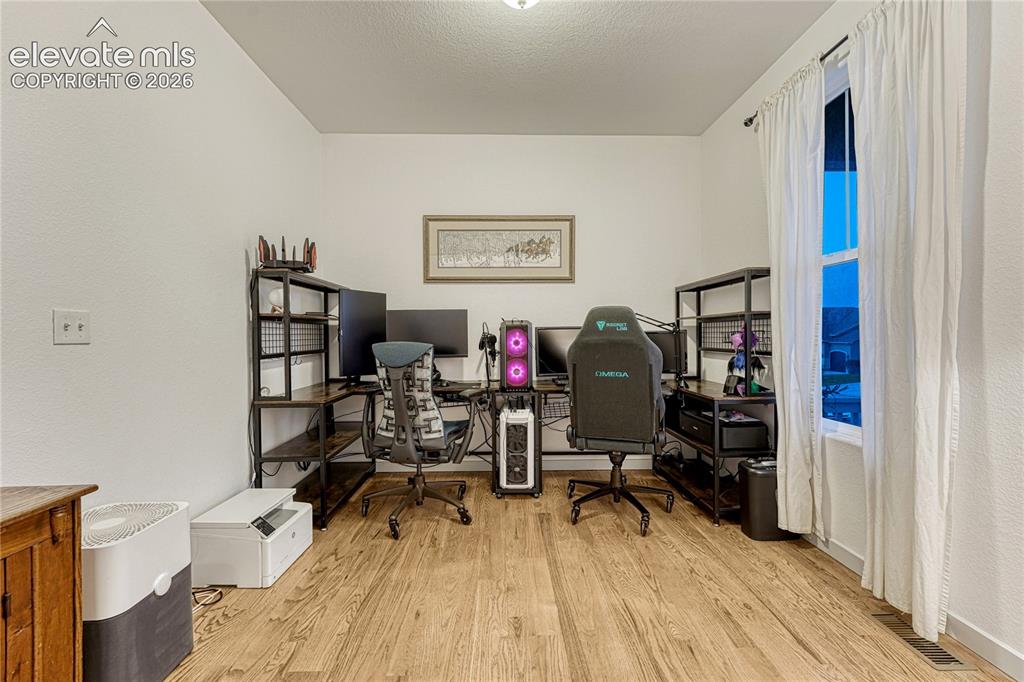 Image 12 of 38: Main level Office or Flex space