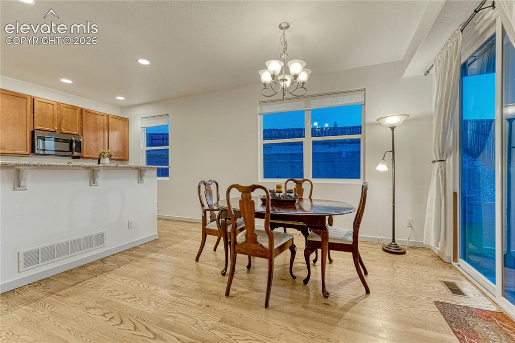 Image 6 of 38: Dining Area