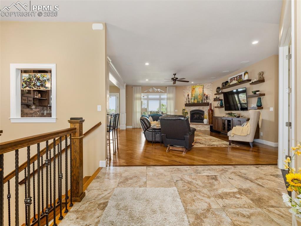 Image 3 of 44: Entry