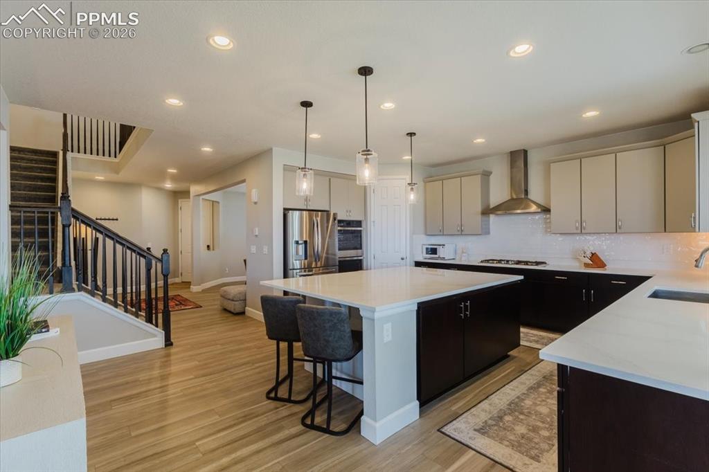 Image 11 of 49: Kitchen