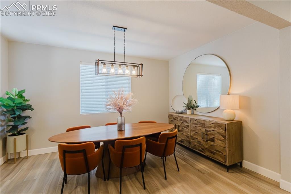 Image 8 of 49: Dining Area