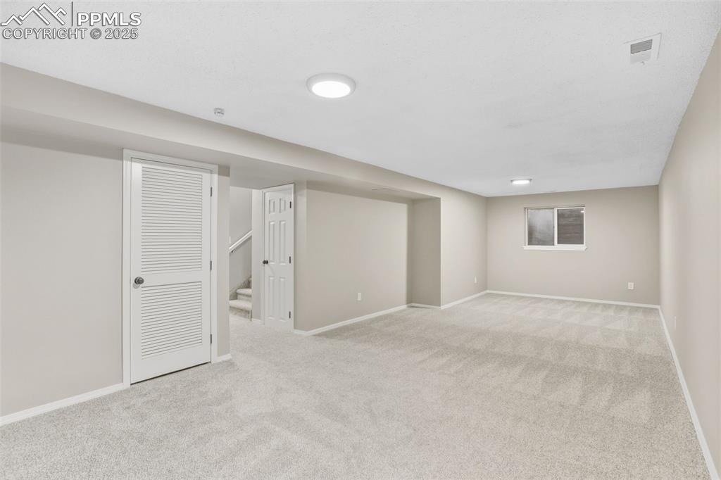 Image 28 of 32: Finished basement, 1 bedroom, 1 full bathroom