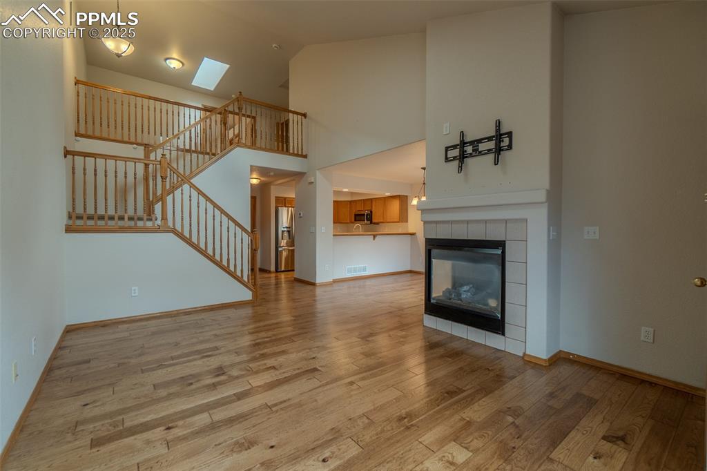 Image 15 of 46: Living Room
