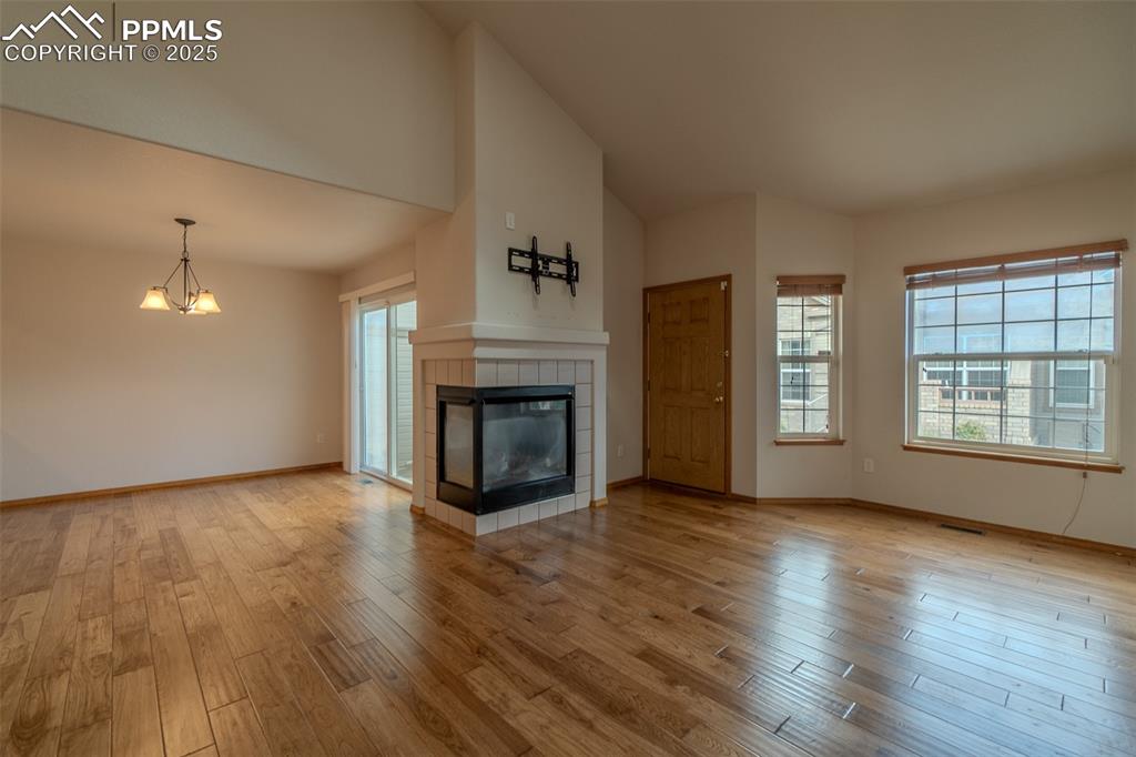 Image 5 of 46: Living Room