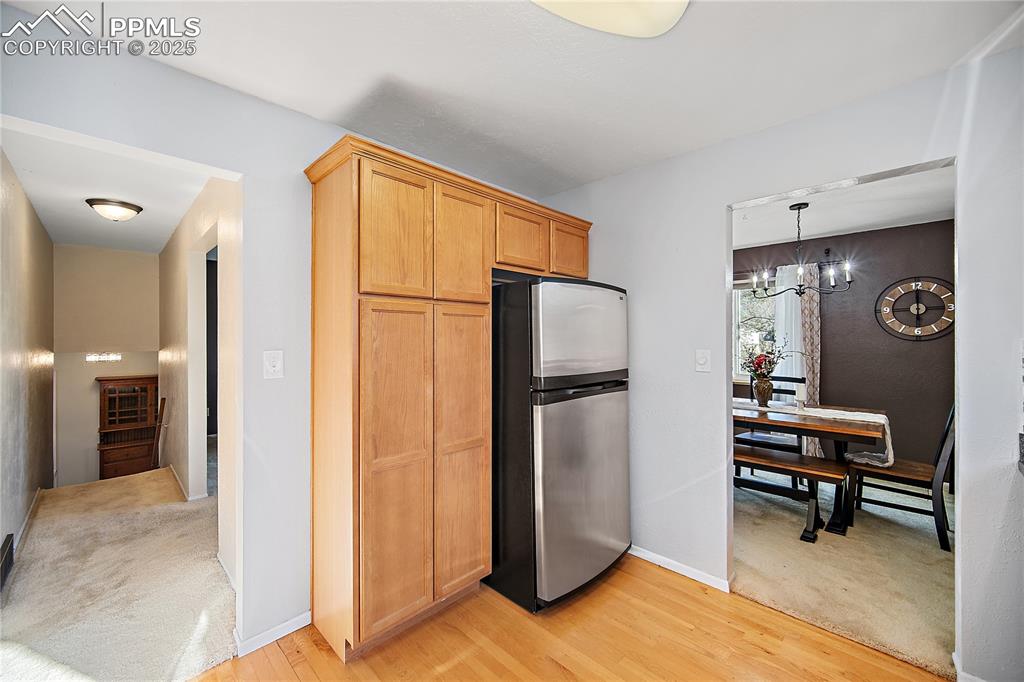 Image 13 of 48: Good amount of storage