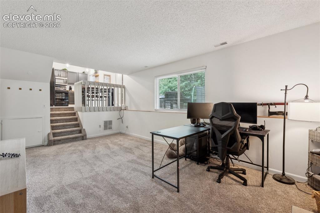 Image 11 of 37: Office