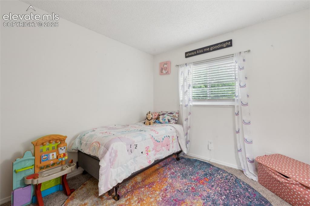 Image 19 of 37: Bedroom