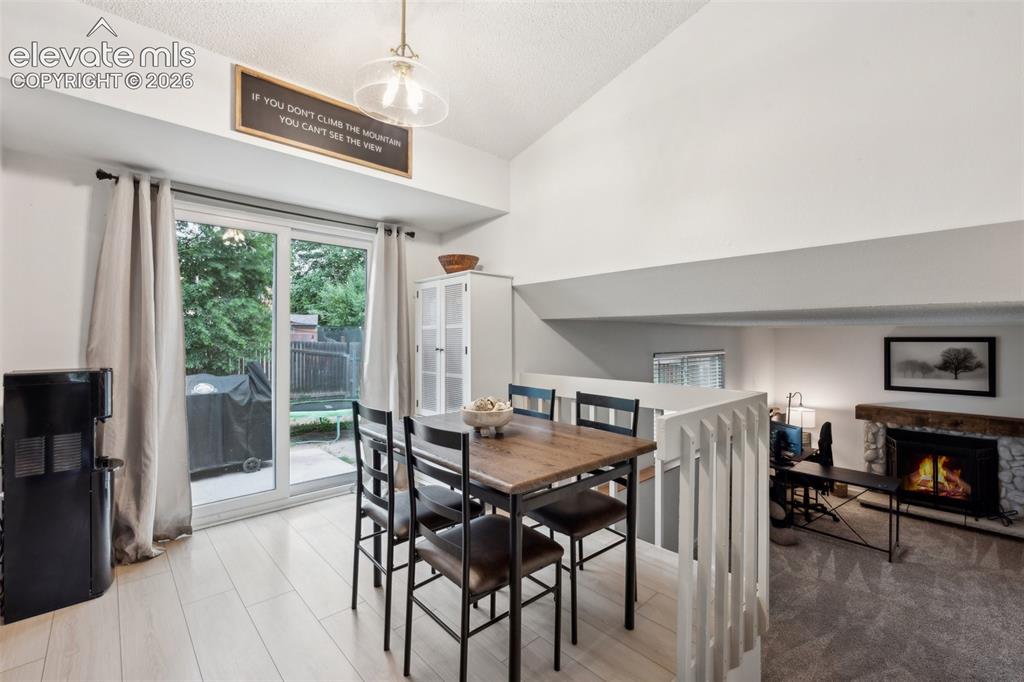 Image 8 of 37: Dining Area