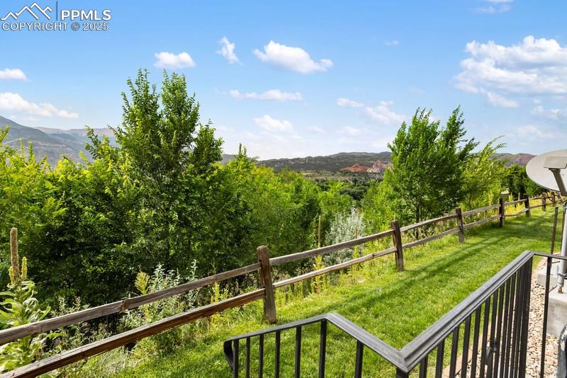 Image 25 of 30: View