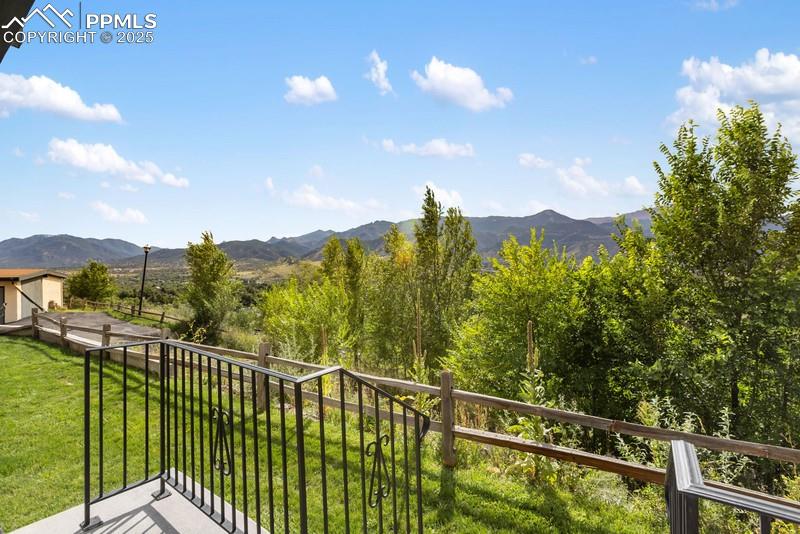 Image 27 of 30: View