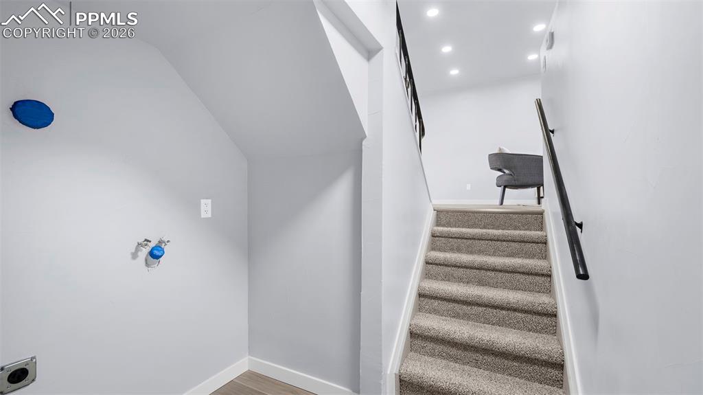 Image 24 of 44: Stairs