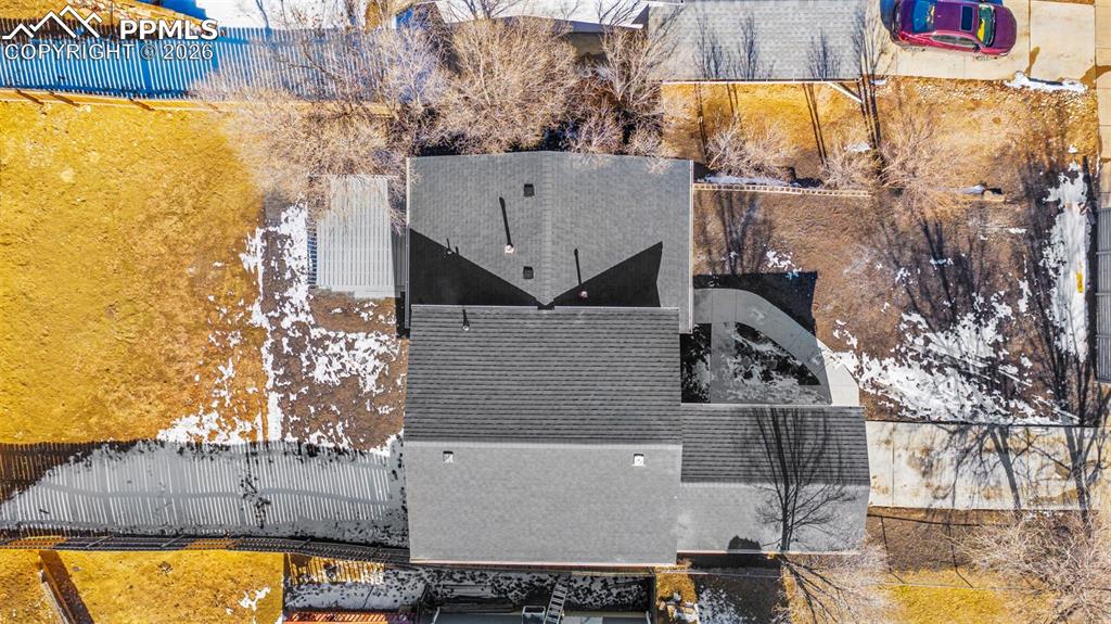 Image 41 of 44: Brand new roof