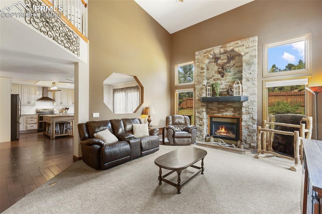 Image 12 of 37: Living Room