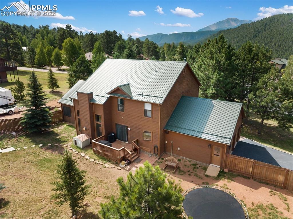 Image 34 of 37: Back of Structure