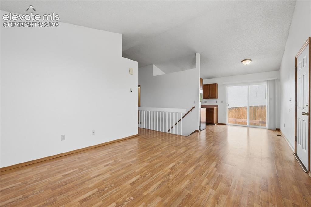 Image 3 of 29: Entrance Foyer