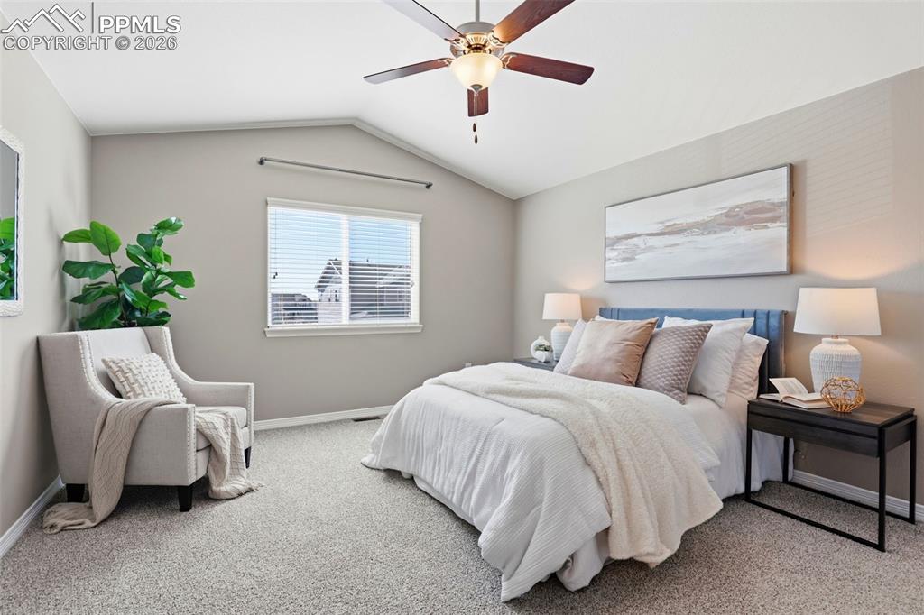 Image 14 of 38: Bedroom