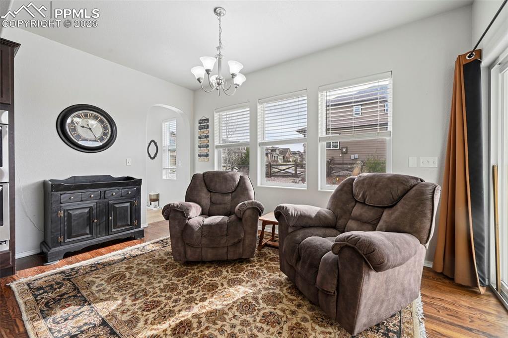 Image 11 of 41: Sitting Room