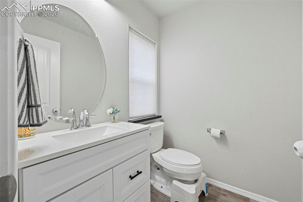 Image 12 of 41: Bathroom