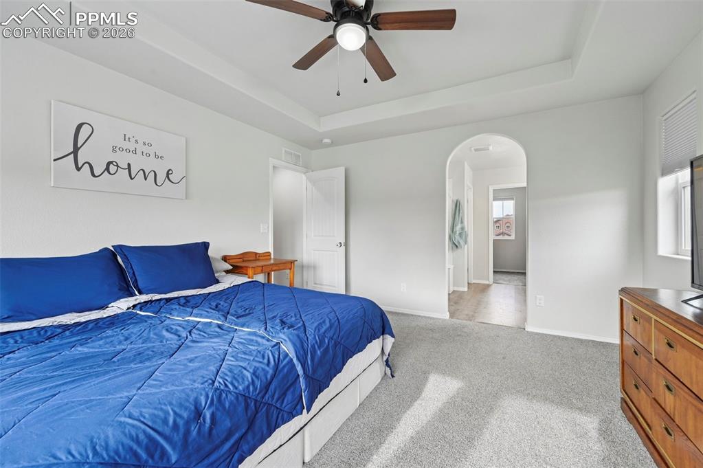 Image 17 of 41: Bedroom