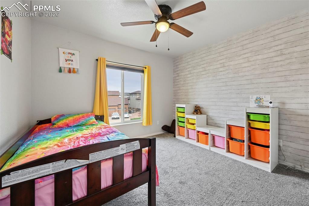 Image 22 of 41: Bedroom