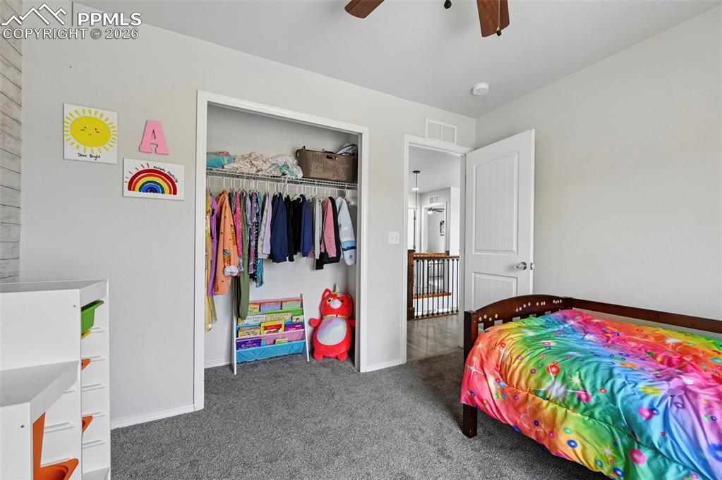 Image 23 of 41: Bedroom