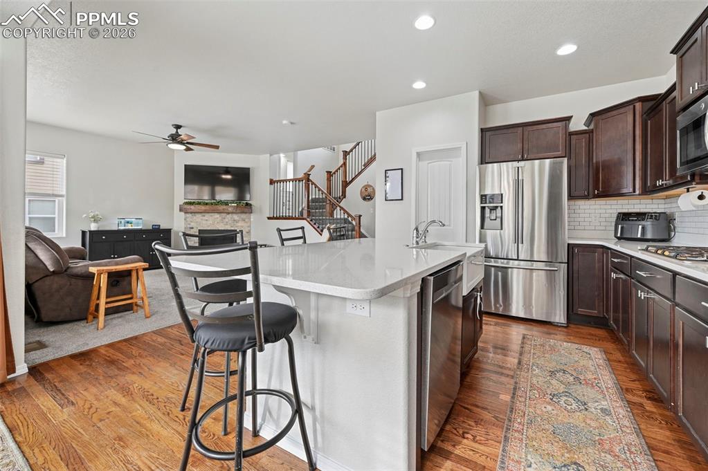 Image 6 of 41: Kitchen